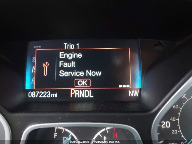 1FADP3F22GL281899 Ford FOCUS SE