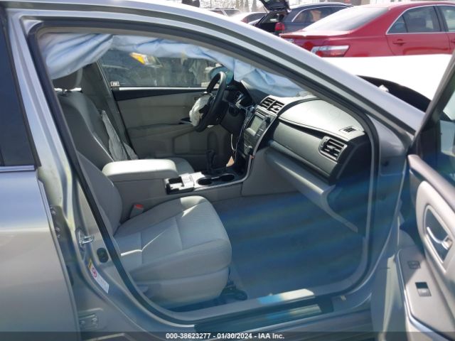 4T1BD1FK6FU167178 Toyota Camry Hybrid Le