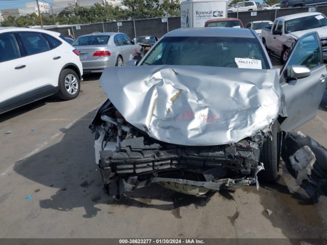 4T1BD1FK6FU167178 Toyota Camry Hybrid Le