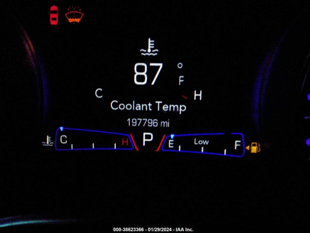 2C3CCARG4JH175122 Chrysler 300 Touring L Awd