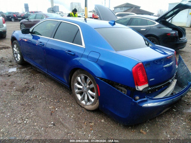 2C3CCARG4JH175122 Chrysler 300 Touring L Awd