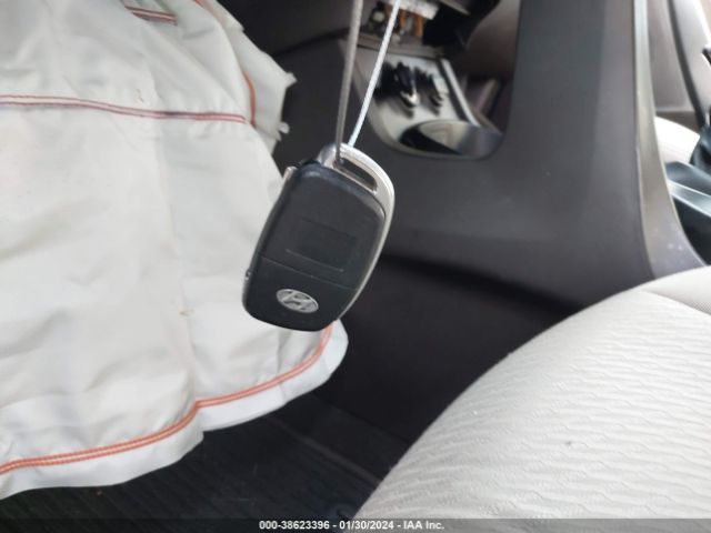 5XYZU3LB5HG389797 Hyundai Santa Fe Sport 2.4l