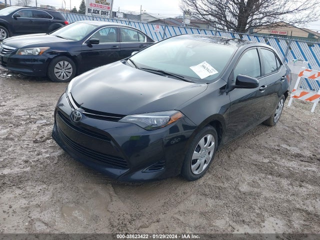 Toyota COROLLA LE 2017 5YFBURHE7HP677968 Image 2