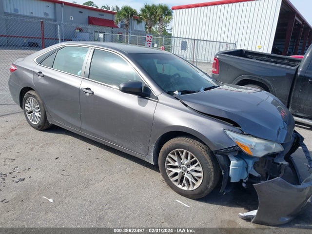 Toyota CAMRY LE 2017 4T1BF1FK9HU728017 zdjęcie główne