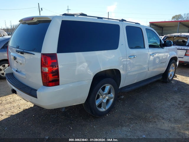 Chevrolet Suburban 1500 Lt 2014 1GNSCJE01ER101850 Image 4