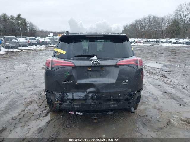 Toyota Rav4 Xle 2017 JTMRFREV5HJ137004 Image 16