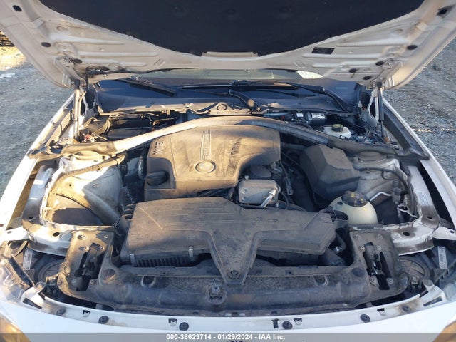 BMW 320i Xdrive 2015 WBA3C3G51FNS73836 Image 10