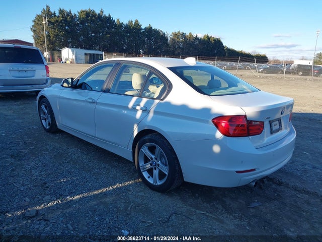 BMW 320i Xdrive 2015 WBA3C3G51FNS73836 Image 3