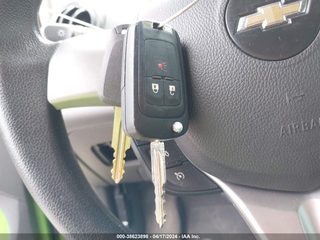 Chevrolet Spark 1lt Auto 2014 KL8CD6S99EC590231 Image 11