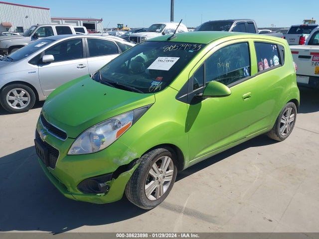 Chevrolet Spark 1lt Auto 2014 KL8CD6S99EC590231 Image 2