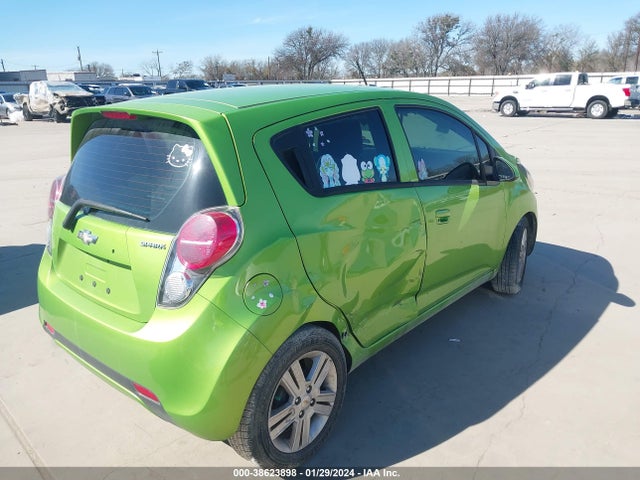 Chevrolet Spark 1lt Auto 2014 KL8CD6S99EC590231 Image 4