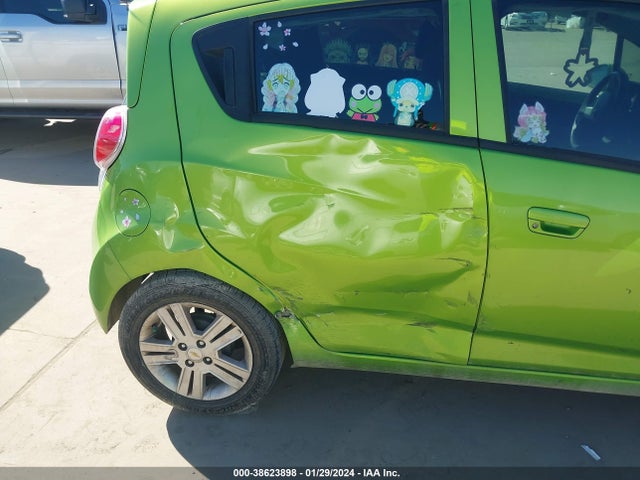 Chevrolet Spark 1lt Auto 2014 KL8CD6S99EC590231 Image 6
