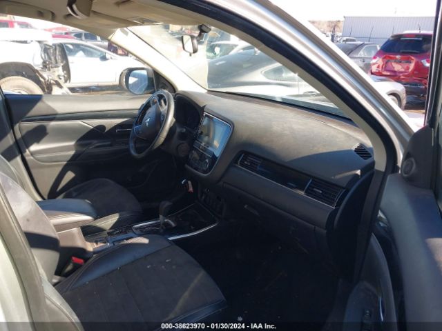2019 MITSUBISHI OUTLANDER JA4AD3A38KZ043285 Photo 4