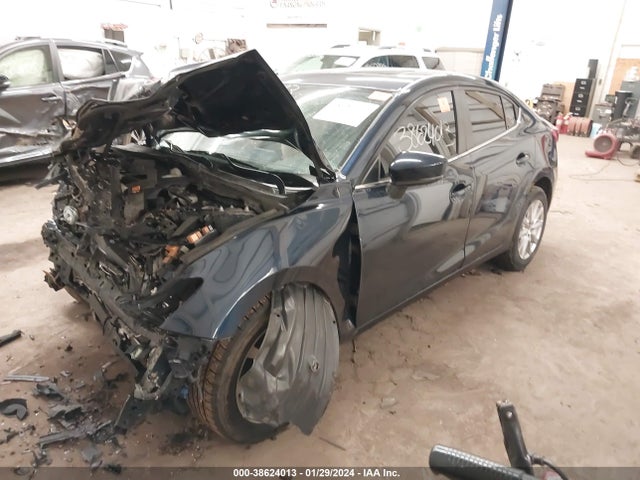 3MZBN1V37JM259423 Mazda Mazda3 Touring
