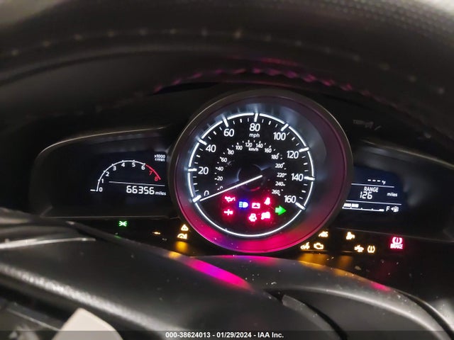 3MZBN1V37JM259423 Mazda Mazda3 Touring