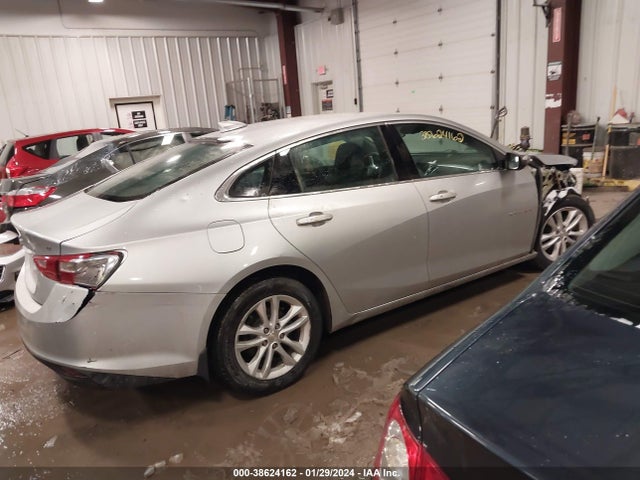 Chevrolet MALIBU LT 2018 1G1ZD5ST5JF214389 Image 4