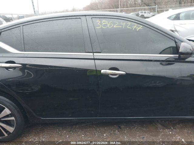 1N4BL4DW7LC176817 Nissan Altima Sv Intelligent Awd