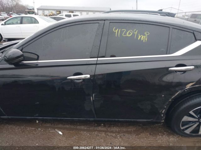 1N4BL4DW7LC176817 Nissan Altima Sv Intelligent Awd