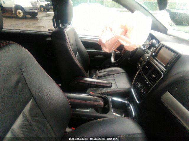 2C4RDGEG4KR630896 Dodge Grand Caravan Gt