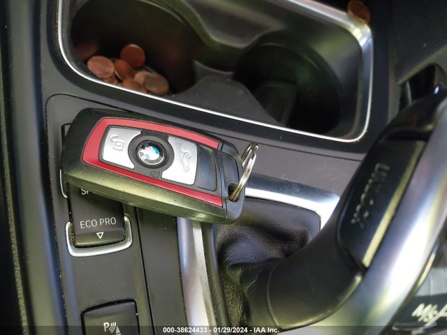 BMW 328I 2015 WBA3C1C56FK120705 Image 11