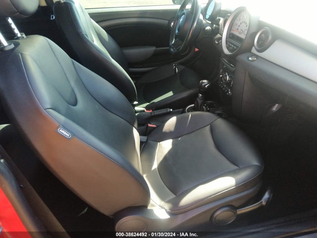 2012 MINI COOPER WMWSU3C53CT539847 Photo 4