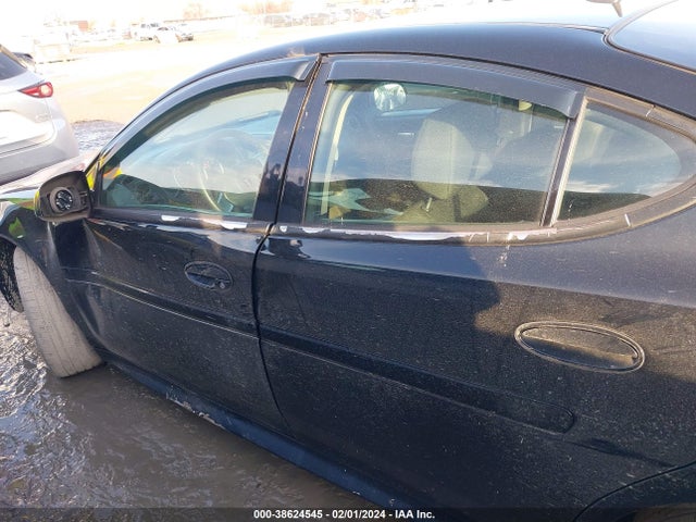 2007 PONTIAC GRAND PRIX VIN: 2G2WP552771182053