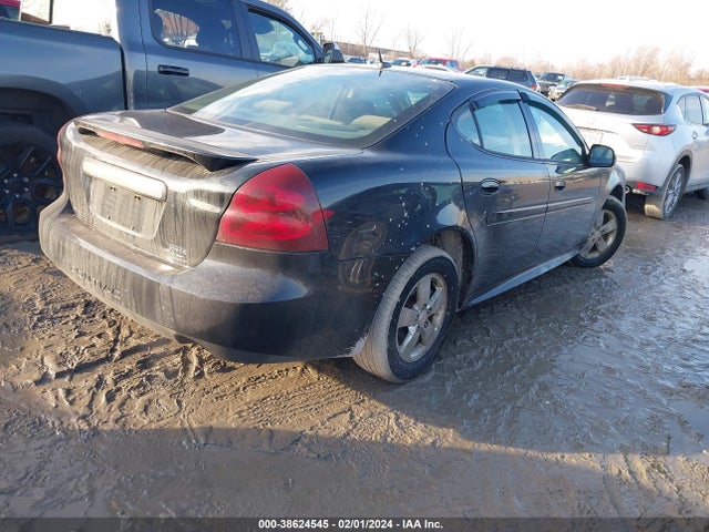 2007 PONTIAC GRAND PRIX VIN: 2G2WP552771182053