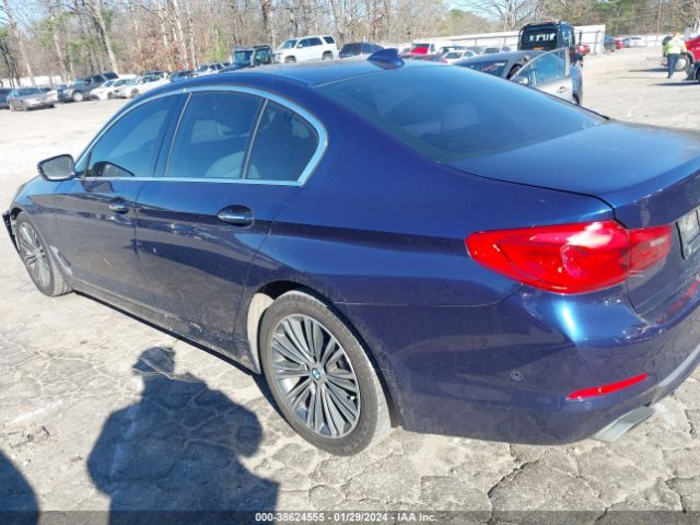 WBAJE5C31HG916663 BMW 540I