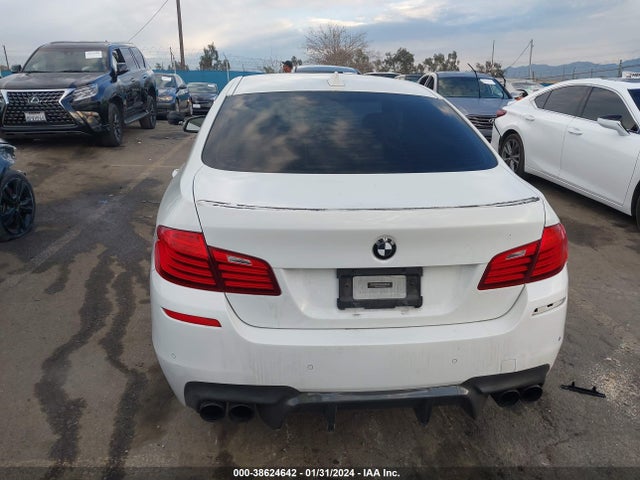 BMW 535i 2016 WBA5B1C56GG553845 Image 16