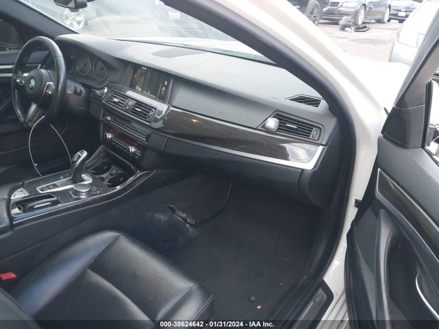 BMW 535i 2016 WBA5B1C56GG553845 Image 5