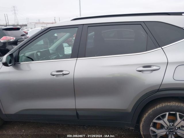 KNDERCAA6N7295513 KIA SELTOS EX