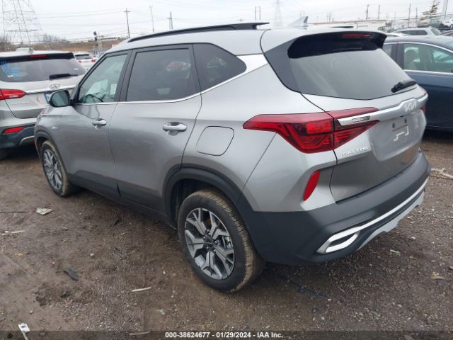 KNDERCAA6N7295513 KIA SELTOS EX