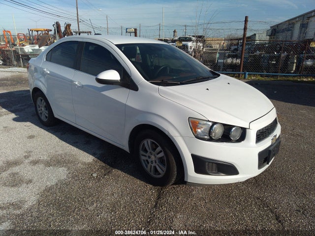 Chevrolet Sonic Lt Auto 2016 1G1JC5SH2G4131521 Image 1