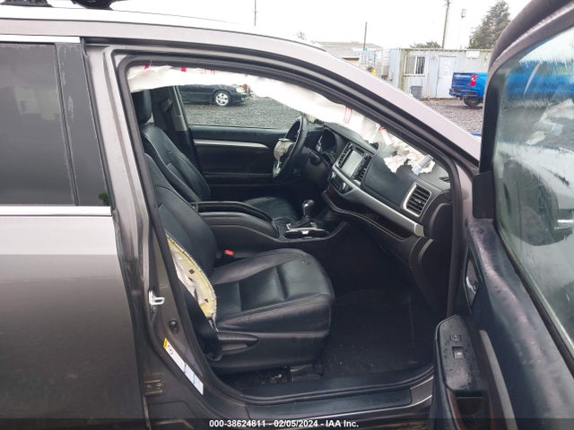Toyota Highlander Xle V6 2016 5TDJKRFH1GS505276 Image 5