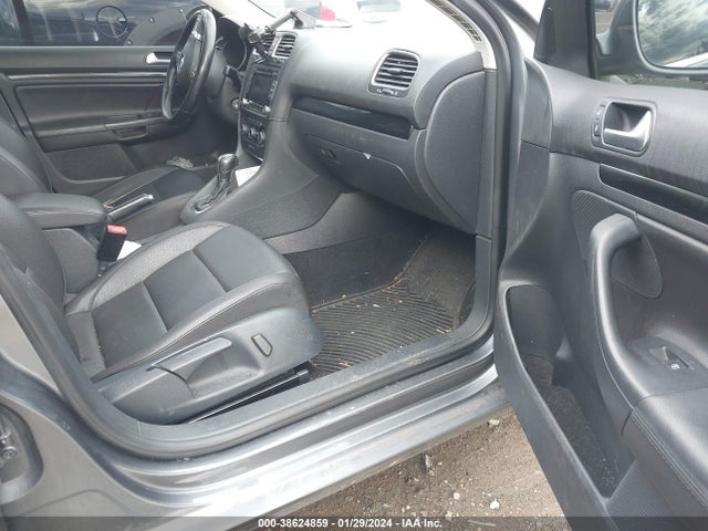 3VWPL7AJ5EM609639 Volkswagen Jetta Sportwagen 2.0l Tdi