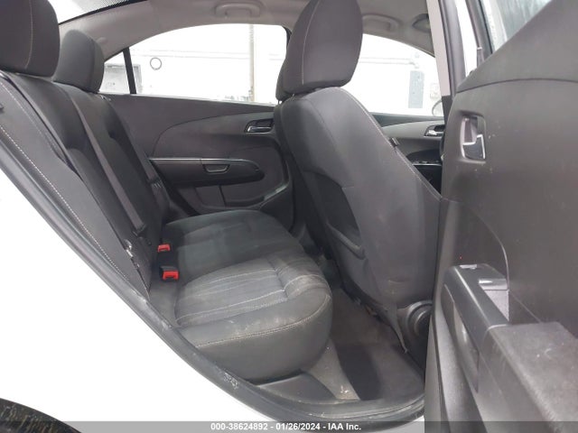 Chevrolet Sonic Lt Auto 2017 1G1JD5SH3H4147709 Image 8