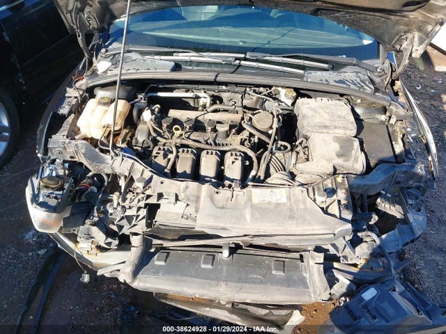 Ford FOCUS SE 2014 1FADP3K26EL361791 Image 10