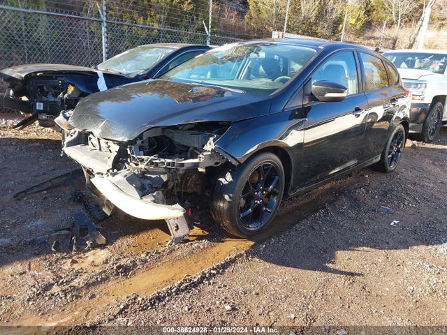 Ford FOCUS SE 2014 1FADP3K26EL361791 Image 2