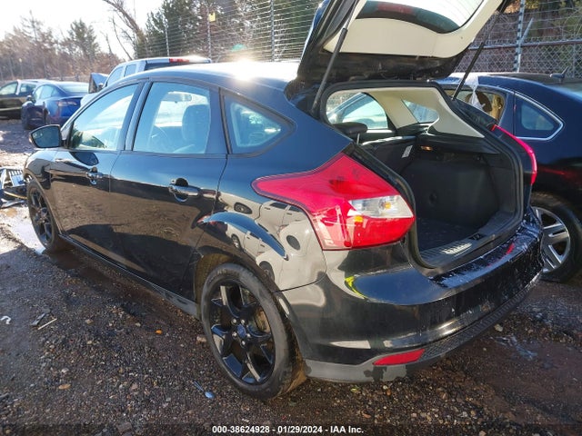 Ford FOCUS SE 2014 1FADP3K26EL361791 Image 3