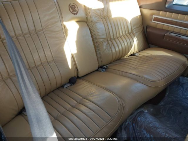 1983 CADILLAC DEVILLE 1G6AD4782D9204931 Photo 4