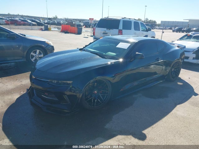 Chevrolet Camaro 1lt 2018 1G1FB1RS2J0120312 Image 2