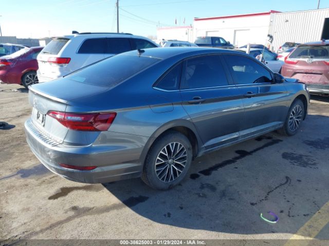 3VWN57BU0MM103368 Volkswagen Jetta 1.4t R-line/1.4t S
