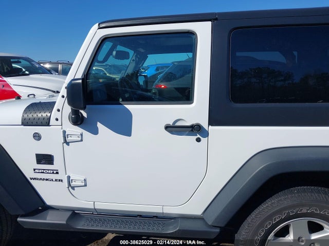 Jeep Wrangler Sport 2016 1C4AJWAG7GL301325 Image 14