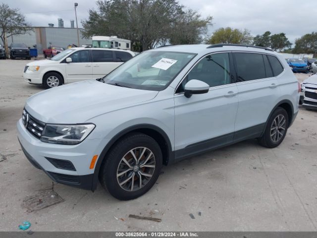 2019 VOLKSWAGEN TIGUAN 3VV2B7AX1KM055095 Photo 1