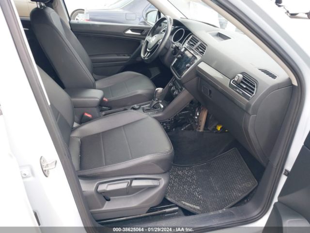 2019 VOLKSWAGEN TIGUAN 3VV2B7AX1KM055095 Photo 4