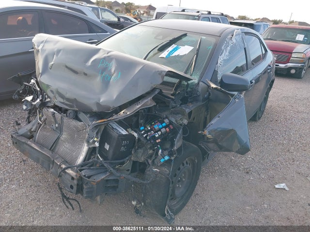 Toyota COROLLA LE 2019 5YFBURHE4KP941395 Image 2