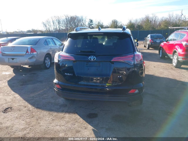 Toyota RAV4 LE 2017 2T3ZFREV6HW386154 Image 17
