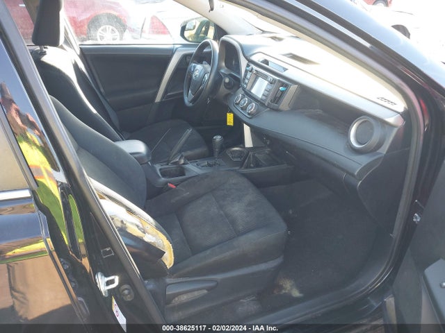 Toyota RAV4 LE 2017 2T3ZFREV6HW386154 Image 5