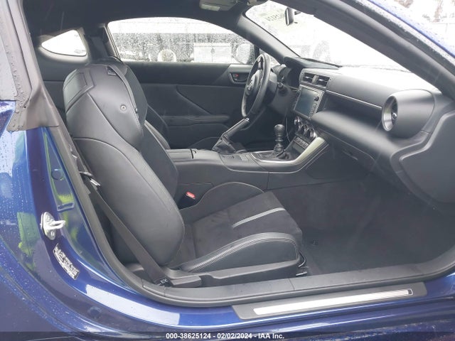 Toyota Gr86 Premium 2023 JF1ZNBE17P9756880 Image 5