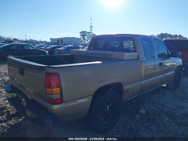 1999 CHEVROLET SILVERADO 1500 LS VIN: 2GCEC19T5X1179117